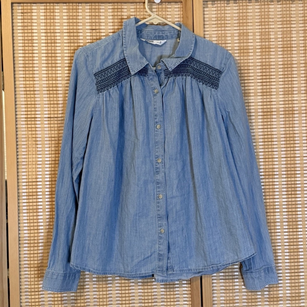 Sonoma Womens M Light Denim Blue Button Up Top Cottagecore Western Ranchcore